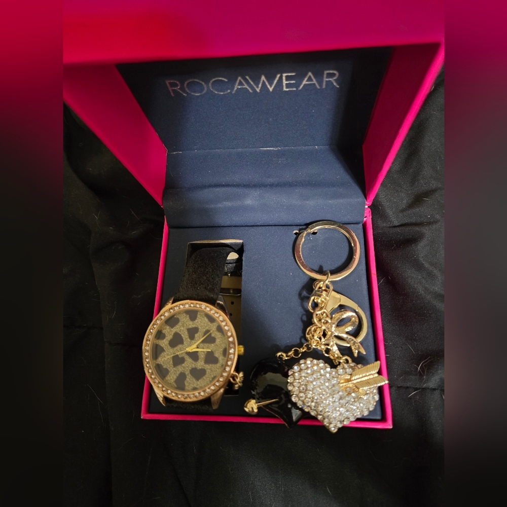 Rocawear Gold and Black Watch with Heart Keychain